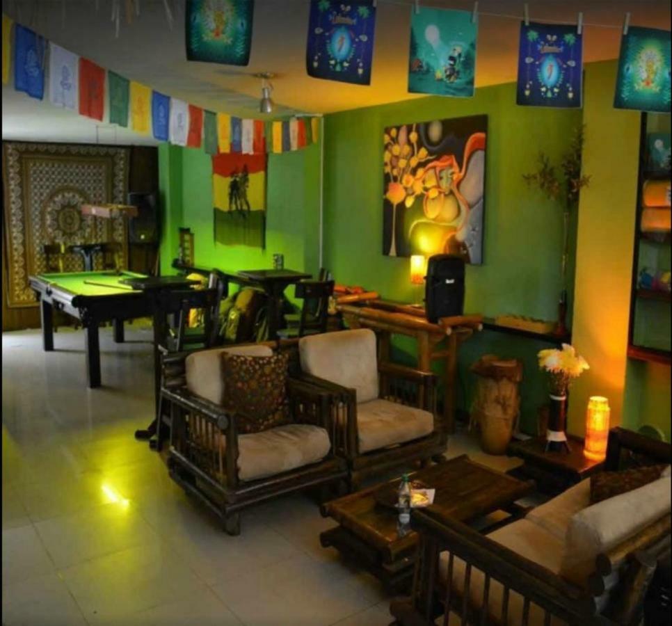 Casa Kiwi Hostel 메딜린 외부 사진