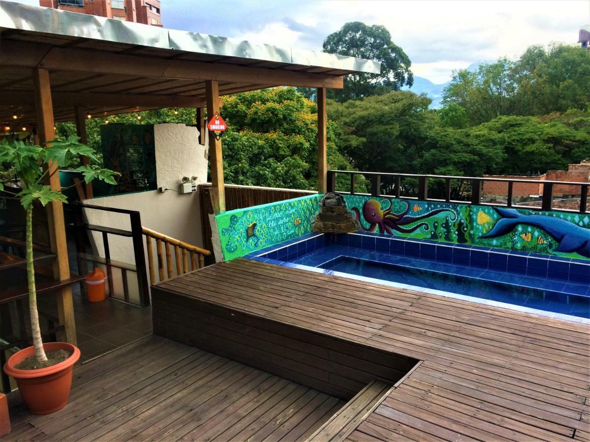 Casa Kiwi Hostel 메딜린 외부 사진