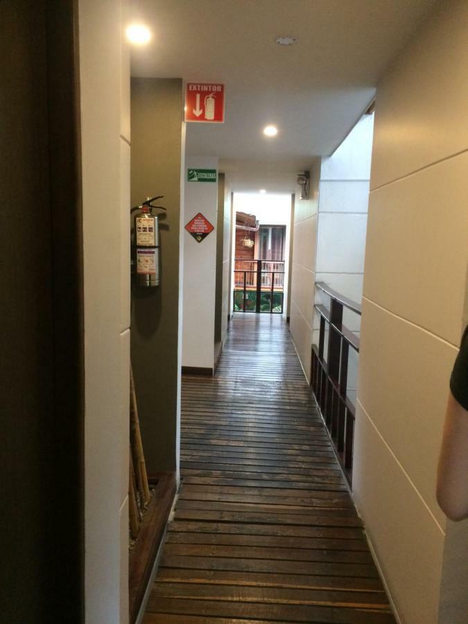 Casa Kiwi Hostel 메딜린 외부 사진